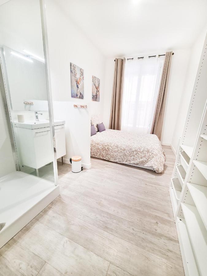 Le Valmy #2 - Cosy Studio - Grenoble Διαμέρισμα Εξωτερικό φωτογραφία
